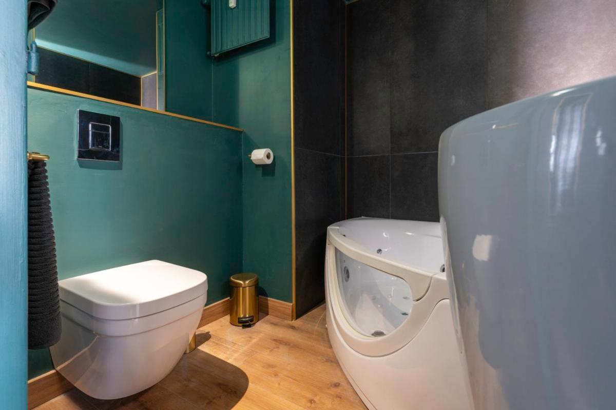 Le Beaulieu ~ ~ Balneo ~ Vin Petillant Apartment Nantes